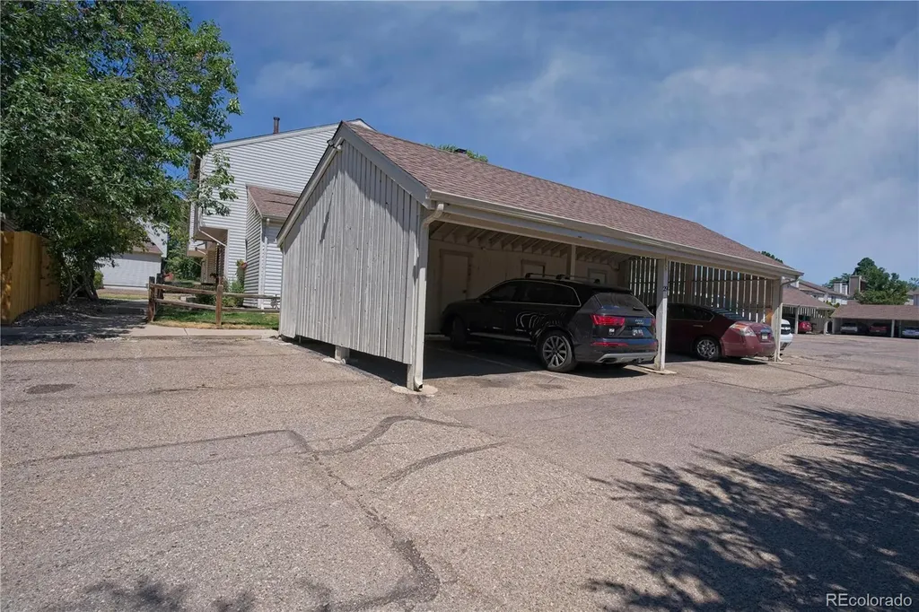 4242 S Mobile Circle Aurora CO 80013