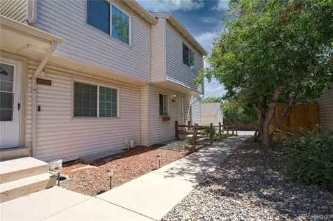 4242 S Mobile Circle Aurora CO 80013