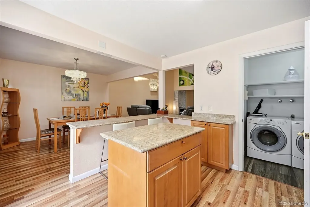 2858 S Vaughn Way Aurora CO 80014