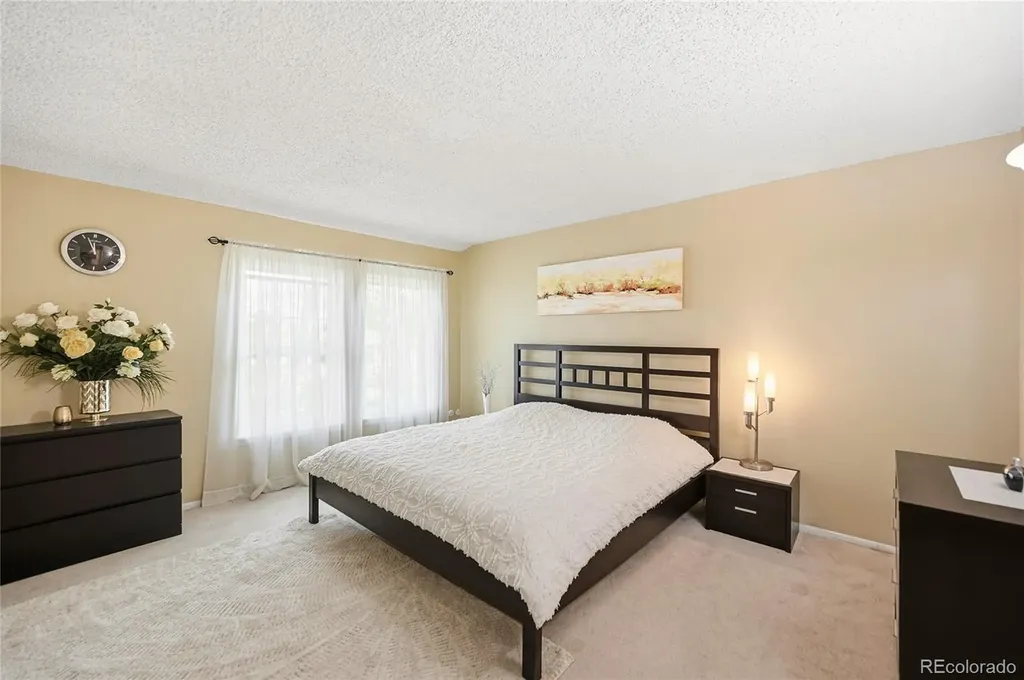 2858 S Vaughn Way Aurora CO 80014