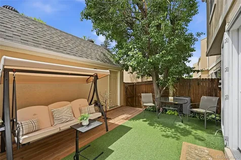 2858 S Vaughn Way Aurora CO 80014