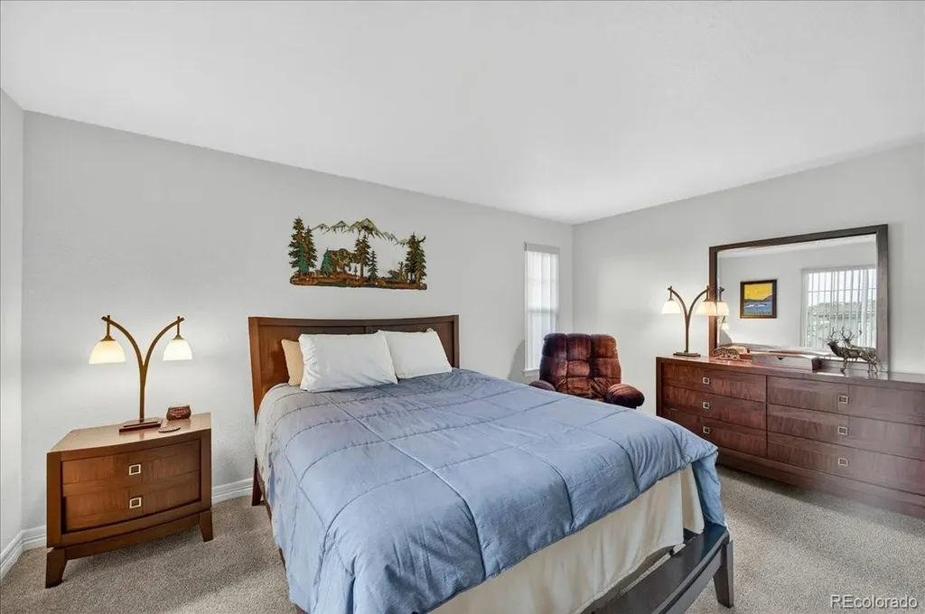 7315 S Robertsdale Way Aurora CO 80016