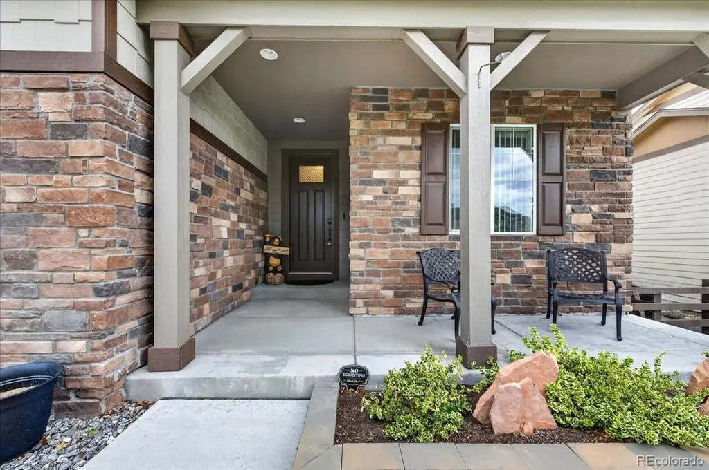 7315 S Robertsdale Way Aurora CO 80016