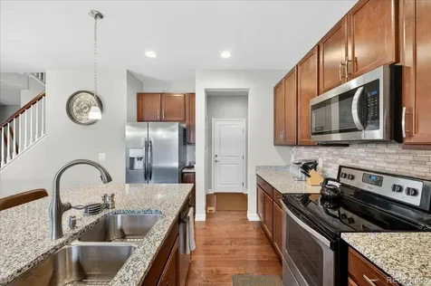 7315 S Robertsdale Way Aurora CO 80016