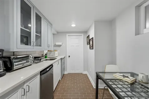 2060 Dover Street Lakewood CO 80215