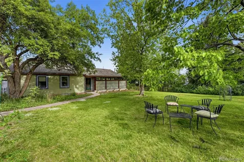 2060 Dover Street Lakewood CO 80215