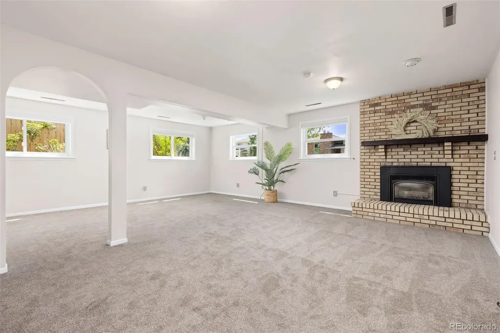 1292 Cedar Street Broomfield CO 80020