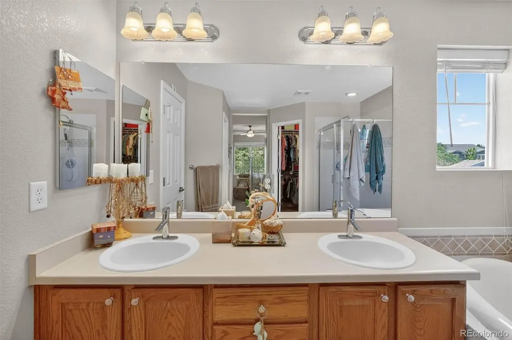 10434 Ouray Street Commerce City CO 80022
