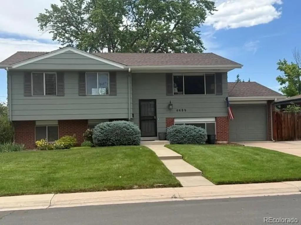 6689 S Delaware Street Littleton CO 80120