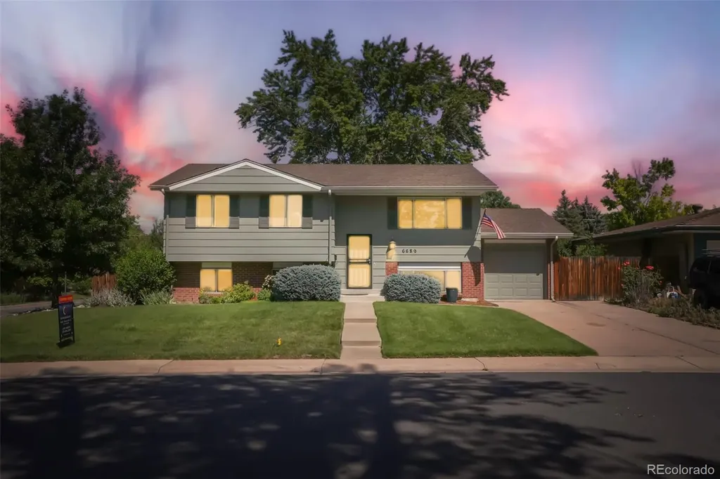 6689 S Delaware Street Littleton CO 80120