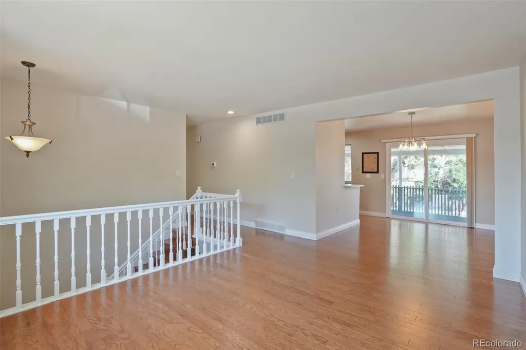 6689 S Delaware Street Littleton CO 80120
