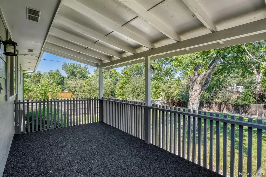 6689 S Delaware Street Littleton CO 80120