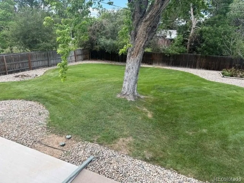 6689 S Delaware Street Littleton CO 80120