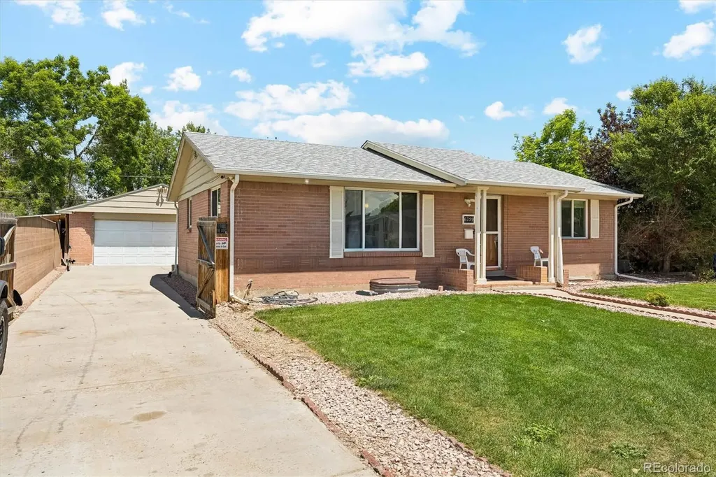 6759 W Louisiana Place Lakewood CO 80232