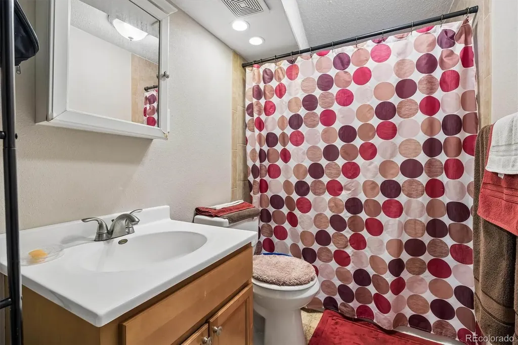 6759 W Louisiana Place Lakewood CO 80232