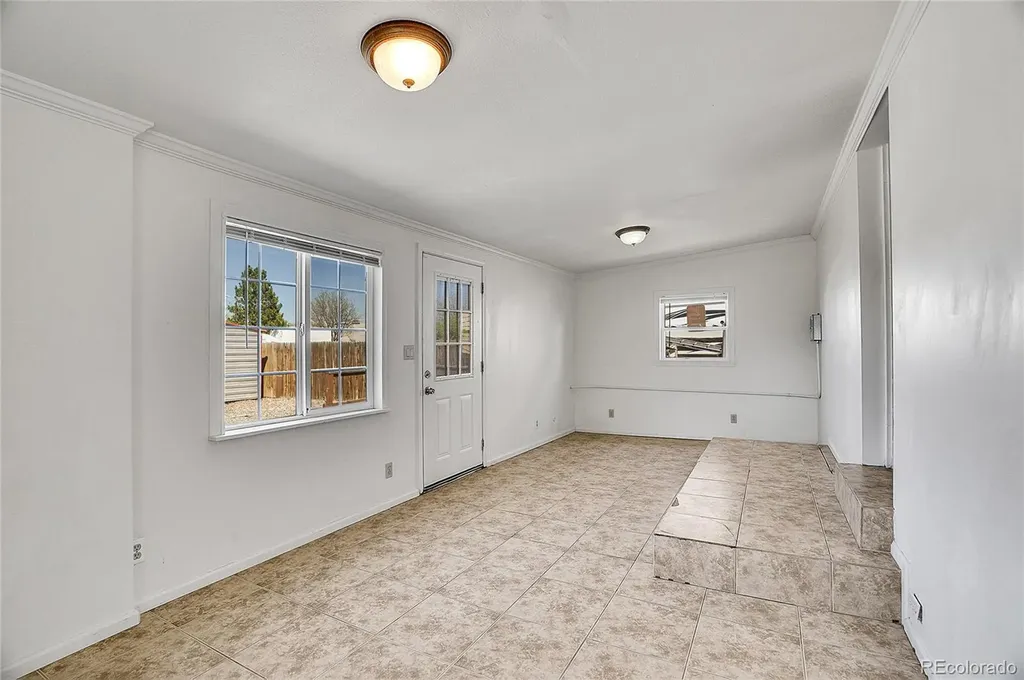 6485 W 53rd Avenue Arvada CO 80002