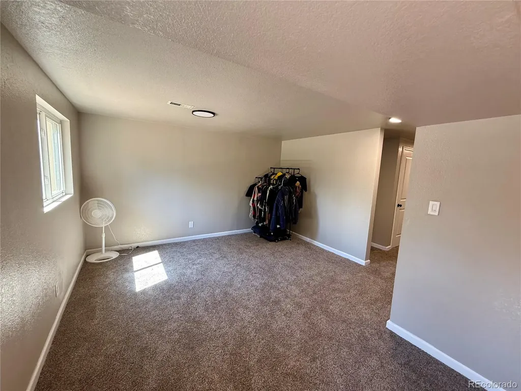 1208 Doyle Place Colorado Springs CO 80915