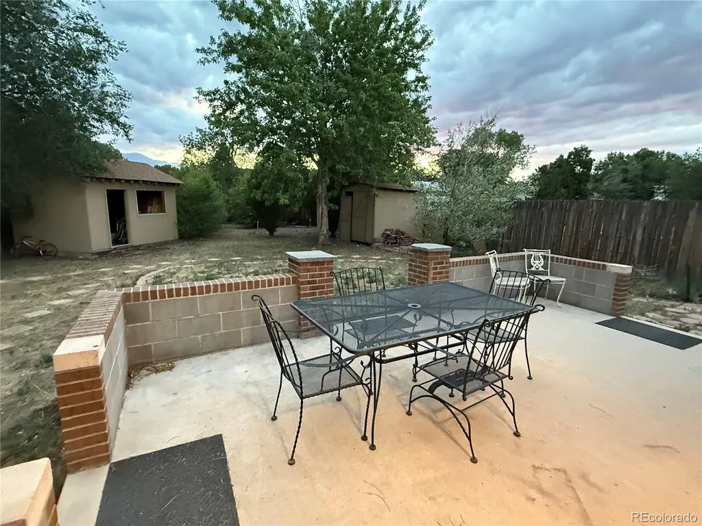 1208 Doyle Place Colorado Springs CO 80915