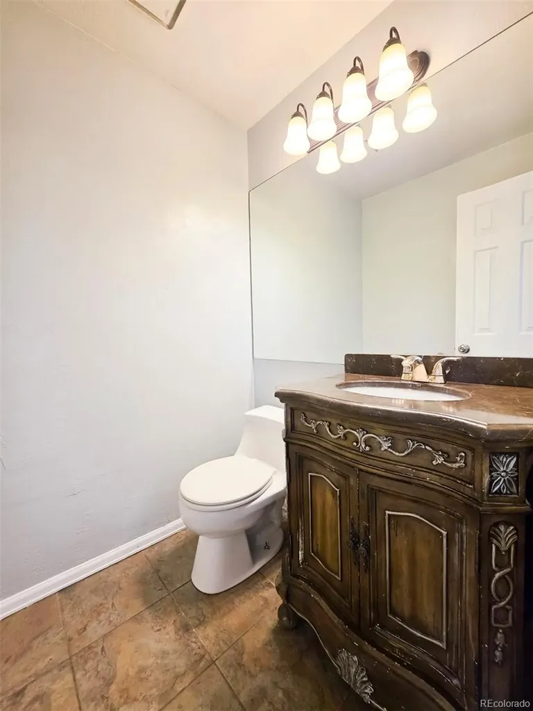 5035 S Dunkirk Way Aurora CO 80015
