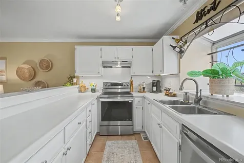 6618 Warbler Lane Colorado Springs CO 80919