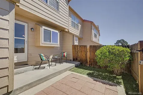 6618 Warbler Lane Colorado Springs CO 80919