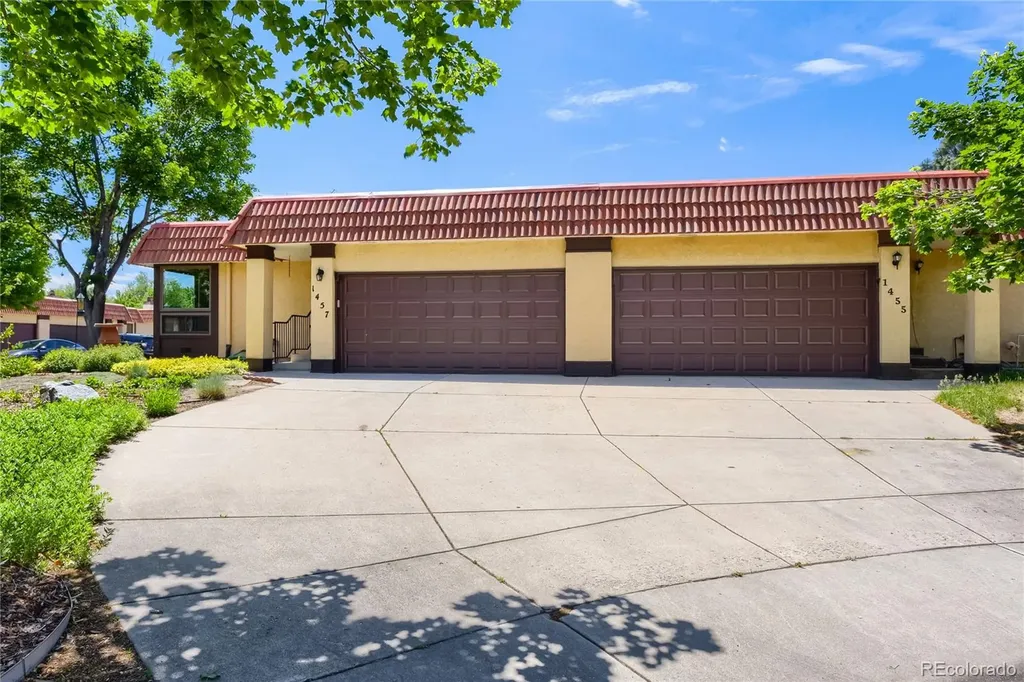 1457 S Salem Way Aurora CO 80012