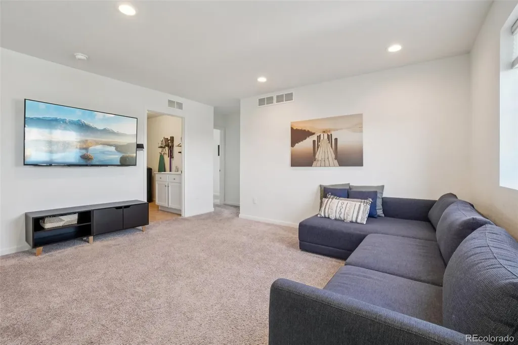 7105 E 116th Circle Denver CO 80233