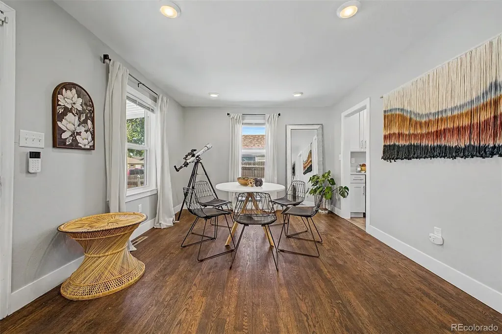 1870 W Beekman Place Denver CO 80221