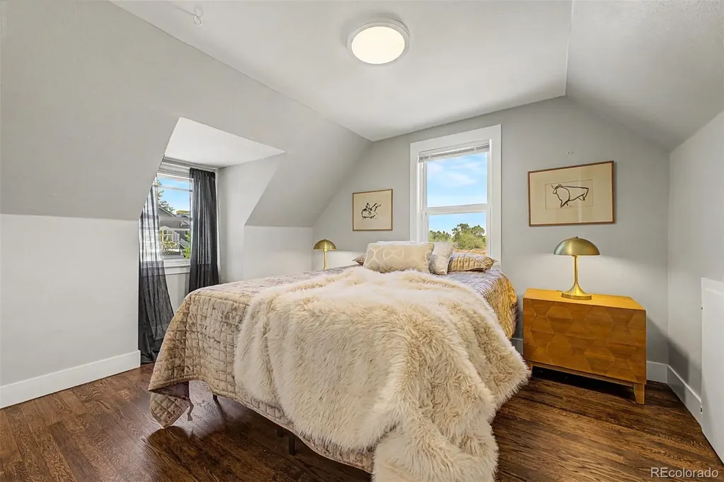 1870 W Beekman Place Denver CO 80221