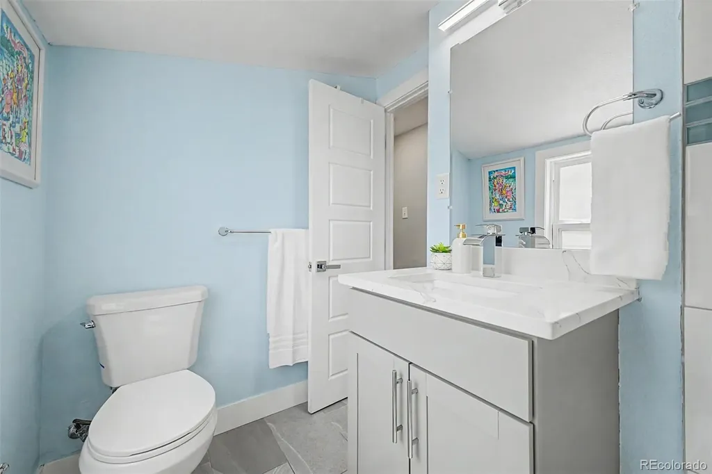1870 W Beekman Place Denver CO 80221