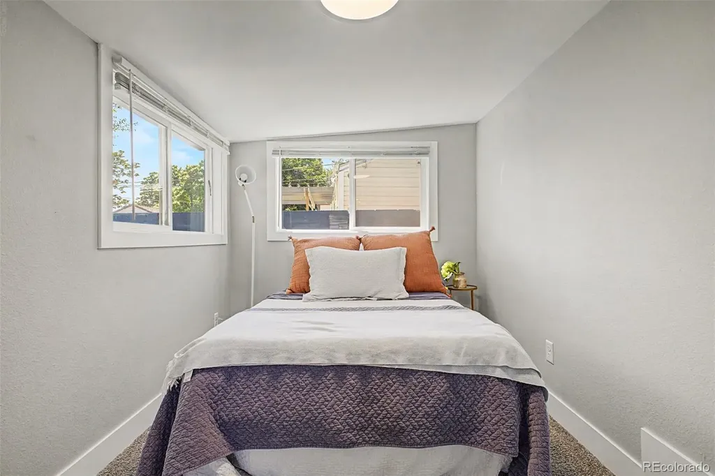 1870 W Beekman Place Denver CO 80221