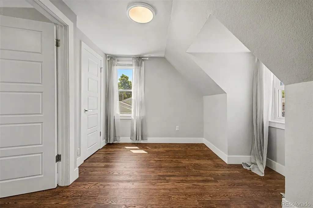 1870 W Beekman Place Denver CO 80221