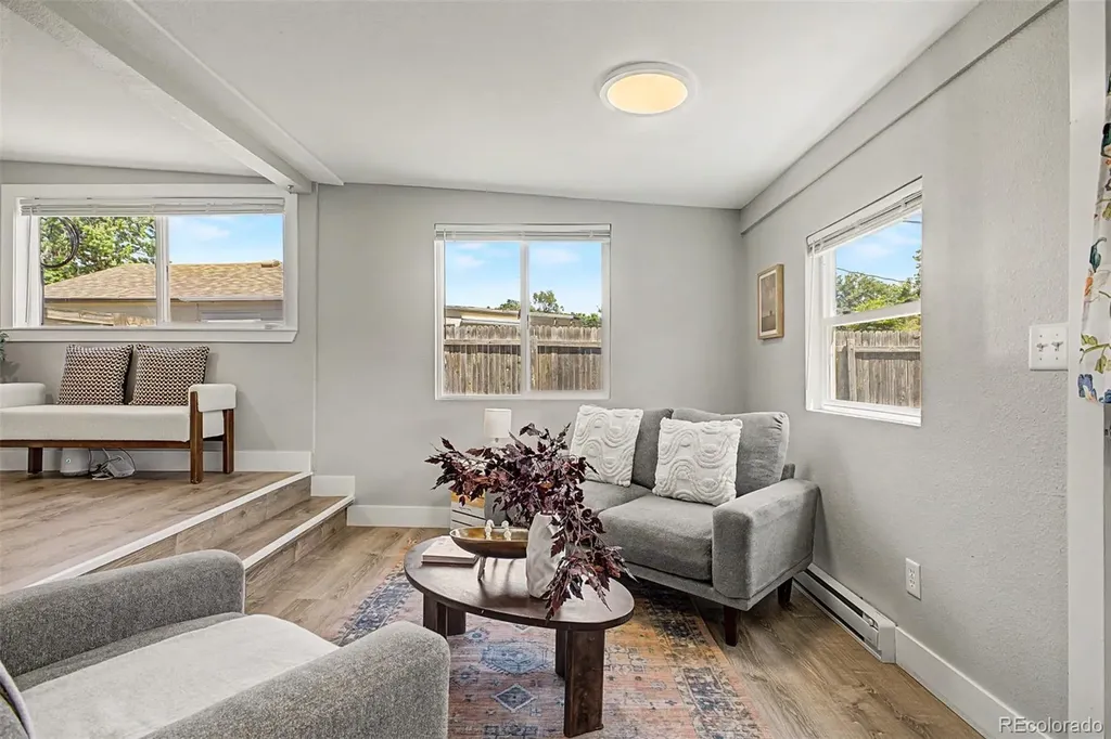 1870 W Beekman Place Denver CO 80221
