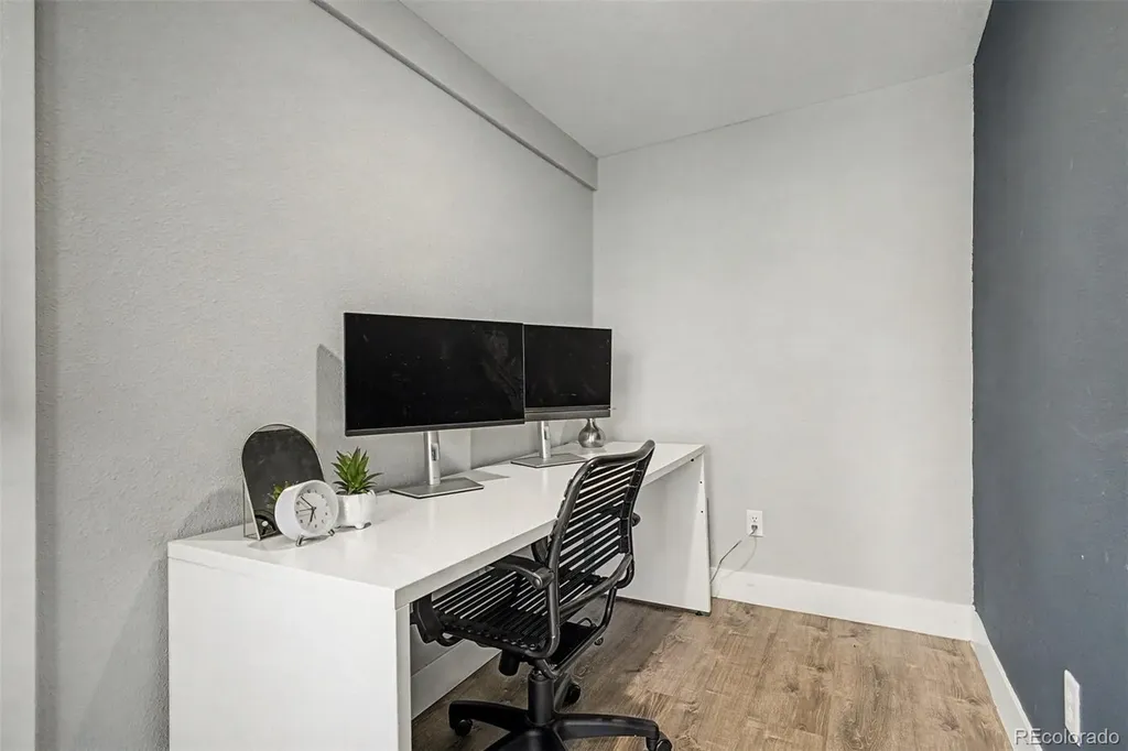1870 W Beekman Place Denver CO 80221