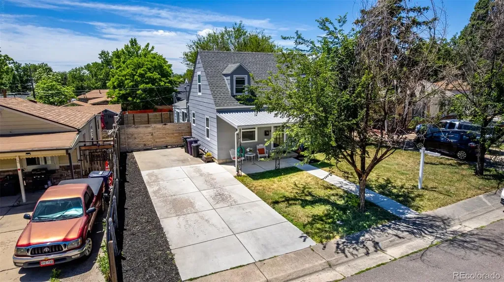 1870 W Beekman Place Denver CO 80221