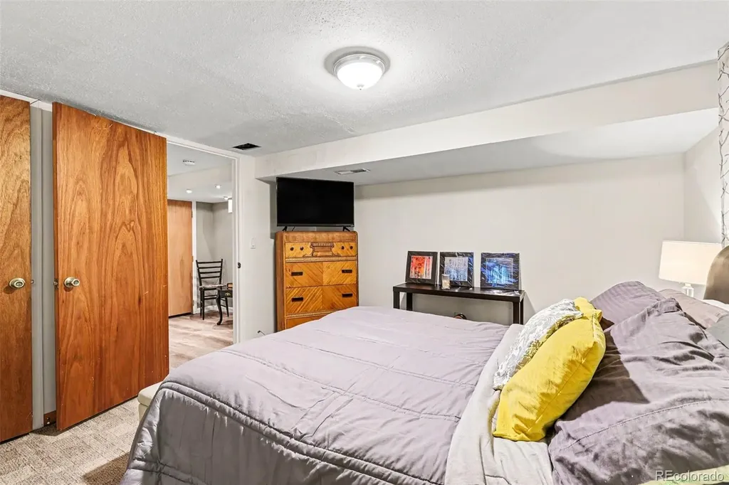 5402 E Warren Avenue Denver CO 80222