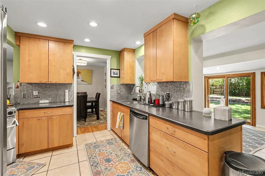 5402 E Warren Avenue Denver CO 80222