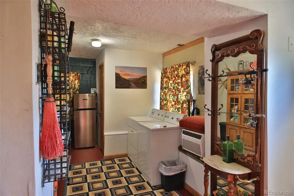 15699 Aspen Glenn Lane Collbran CO 81624
