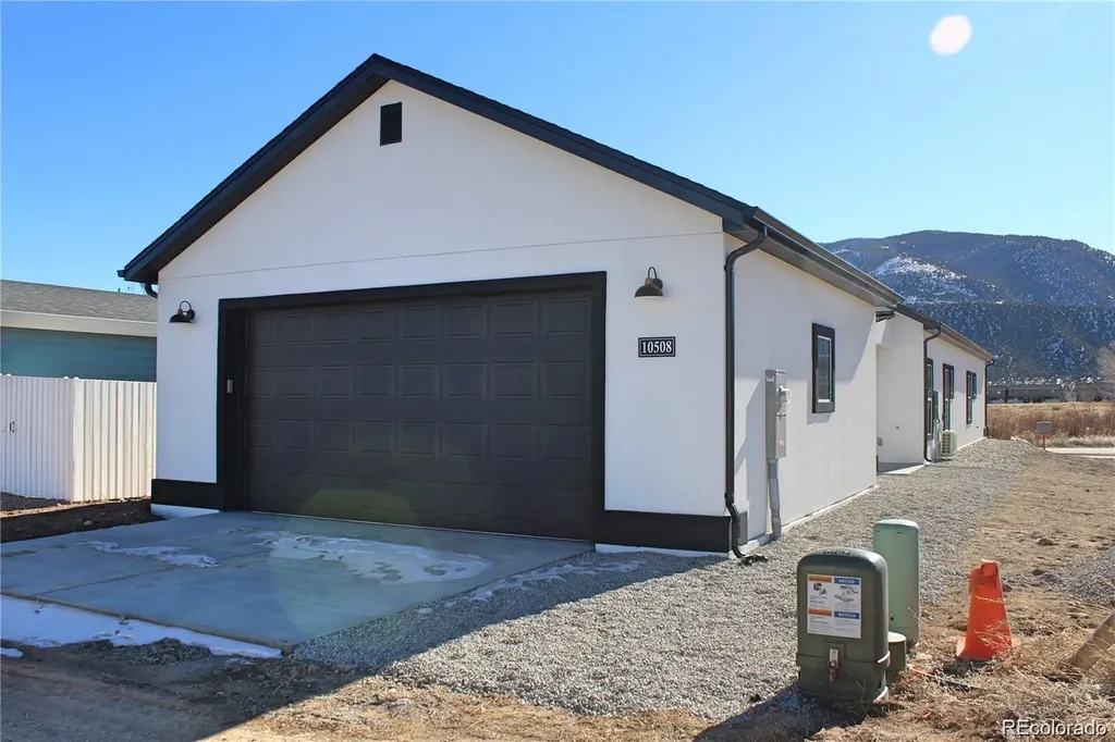 10512 County Road 128 Poncha Springs CO 81201