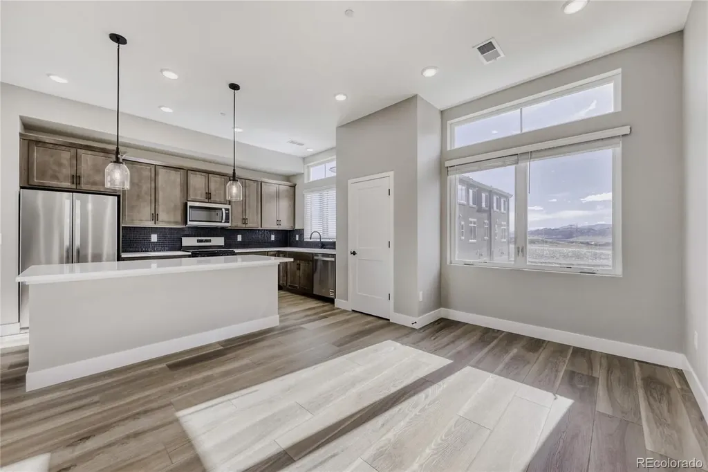 15514 W Washburn Avenue Lakewood CO 80228