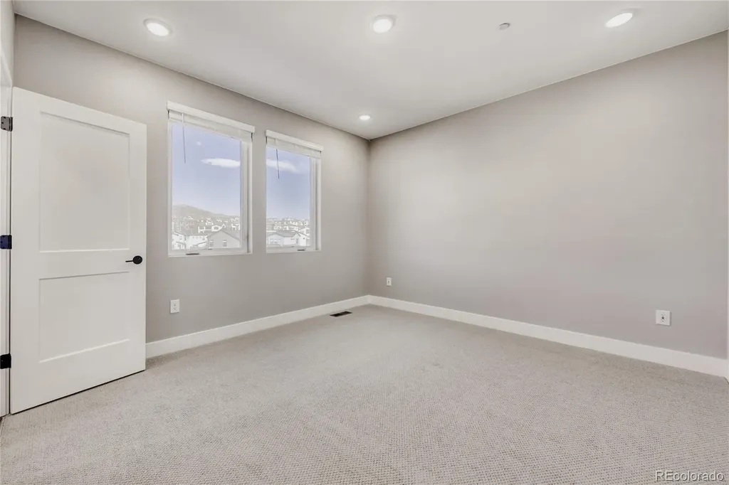 15514 W Washburn Avenue Lakewood CO 80228