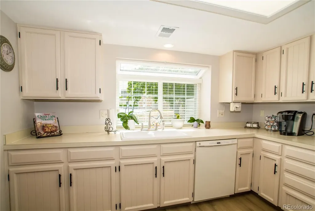 12420 E Pacific Circle Aurora CO 80014