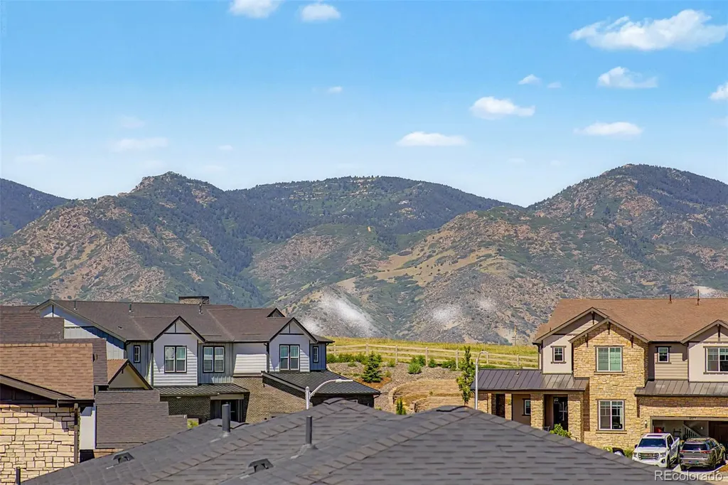 8709 Middle Fork Street Littleton CO 80125