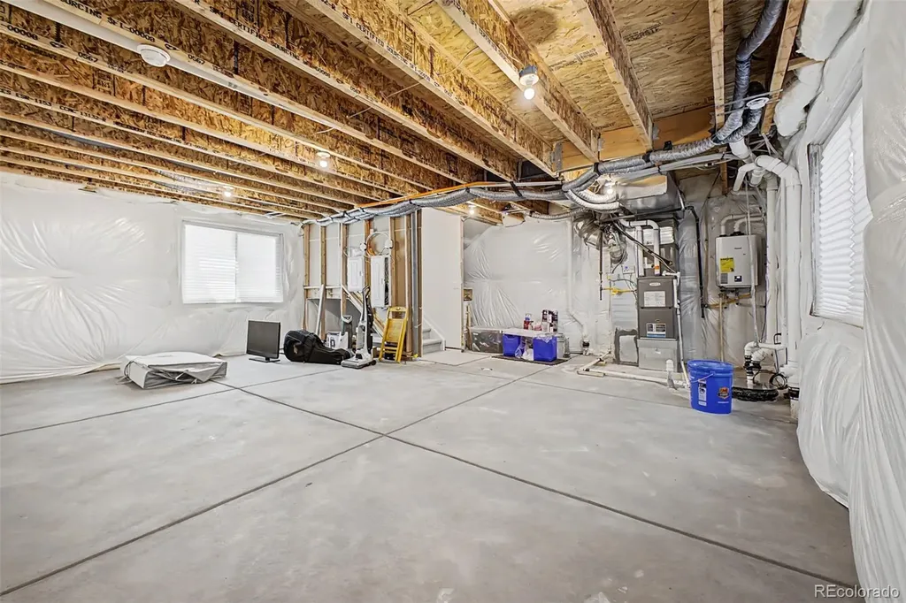 8709 Middle Fork Street Littleton CO 80125
