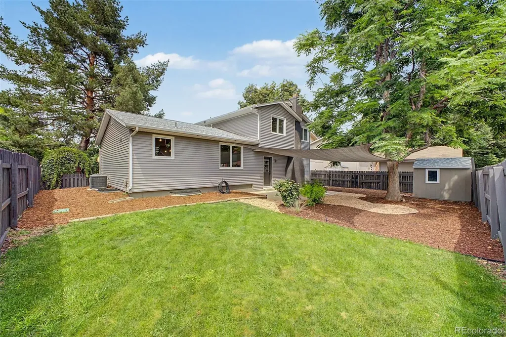 2823 Humboldt Circle Longmont CO 80503