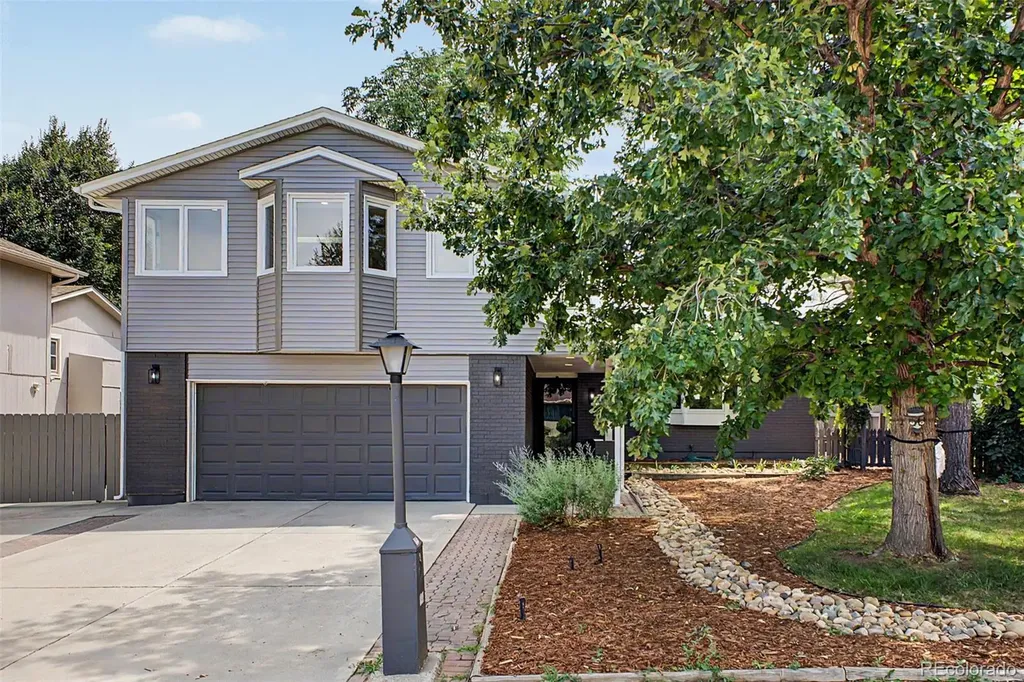 2823 Humboldt Circle Longmont CO 80503