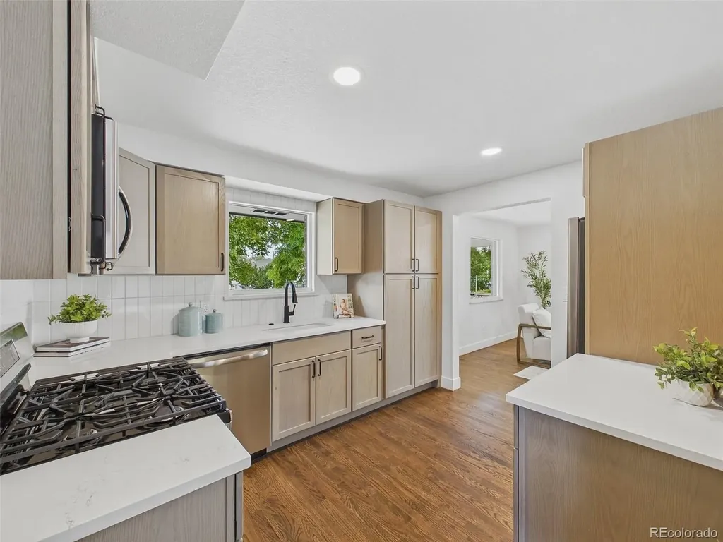 1370 Zenobia Street Denver CO 80204