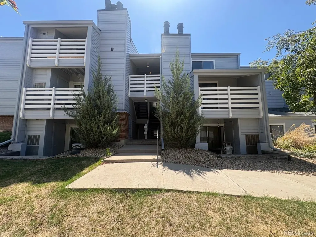 7665 E Eastman Avenue Denver CO 80231