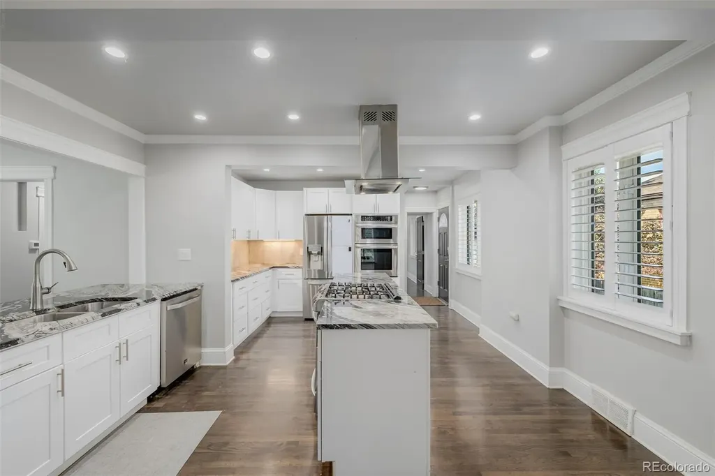 717 N Monaco Street Parkway Denver CO 80220