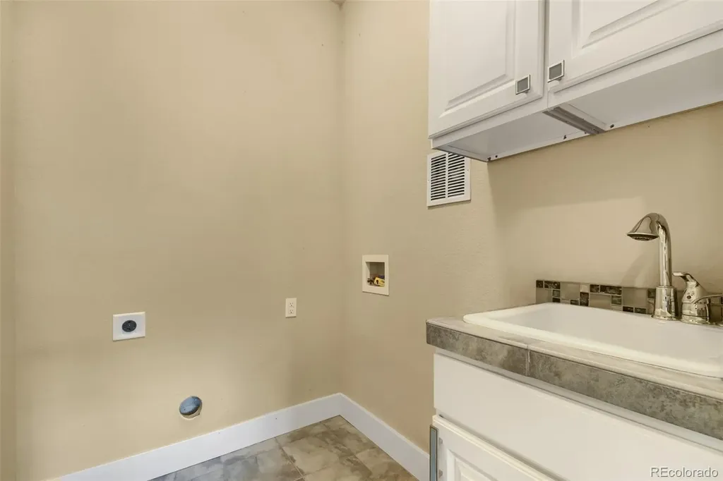 3384 W 33rd Avenue Denver CO 80211